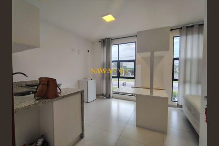 2_photo/94dce52233.bbda33532e0d8b10-ATLAS-132f752a-91ea-4a17-8c40-86f7376fda2e.jpg de apartamento para alugar com 0 quarto, 25m² em Uberaba, Curitiba