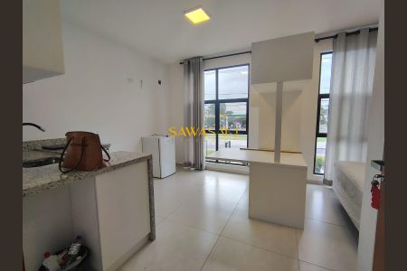 8_photo/94dce52233.bbda33532e0d8b10-ATLAS-4bf63561-d98e-4f6d-a25e-a3d182079779.jpg de apartamento para alugar com 0 quarto, 25m² em Uberaba, Curitiba