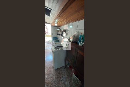 7_photo/94dce5228b.f2ed236aecaa8a04-ATLAS-3f86229c-bcce-4757-b9aa-683fc00b9953.jpg de casa à venda com 4 quartos, 140m² em Jardim das Américas, Curitiba