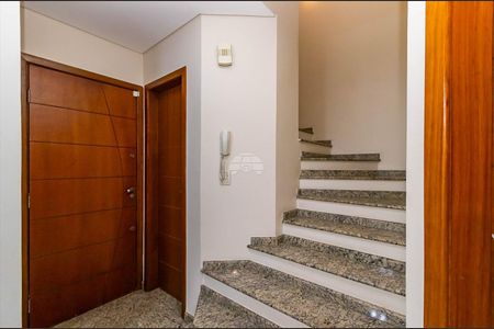 5_photo/94dce522e3.3afcc3d9d88a60e8-ATLAS-578a41bd-9963-4a48-927e-406fcda82f5e.jpg de casa à venda com 3 quartos, 177m² em Jardim das Américas, Curitiba