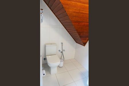 8_photo/94dce522fb.2f15d505e37c7ac5-ATLAS-8c0fcef1-4004-4cee-b54e-8db1efa510a1.jpg de casa à venda com 4 quartos, 188m² em Jardim das Américas, Curitiba