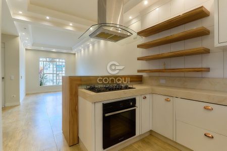 21_photo/94dce523d7.eb4747a7722cd593-ATLAS-3cc4a4db-d802-452f-8f47-c5b438985d5f.jpg de casa à venda com 3 quartos, 173m² em Guabirotuba, Curitiba