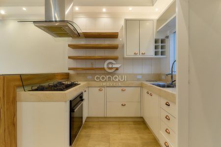 3_photo/94dce523d7.eb4747a7722cd593-ATLAS-ee88399e-39b0-48fb-b5f7-60d028827a3a.jpg de casa à venda com 3 quartos, 173m² em Guabirotuba, Curitiba