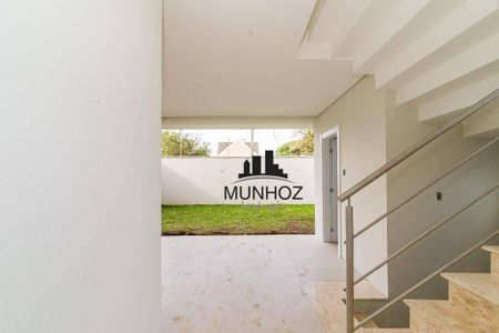 9_photo/94dce523ef.39a38aaf45017fd5-ATLAS-fe4e2821-368d-40ea-adcd-27fcfb95a471.jpg de casa à venda com 3 quartos, 177m² em Guabirotuba, Curitiba