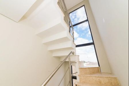 6_photo/94dce523ef.f2bfaed4af7a5e8b-ATLAS-33d7fb65-a413-4425-9b48-0446aee70179.jpg de casa à venda com 3 quartos, 178m² em Guabirotuba, Curitiba