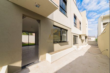 3_photo/94dce523f1.3ddf5e48fefe922b-ATLAS-fe48f31f-59b1-4dd2-9f12-df26f032a4c4.jpg de casa à venda com 3 quartos, 178m² em Guabirotuba, Curitiba