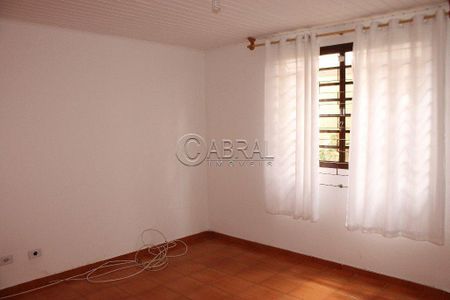 12_photo/94dce524f7.21b0f3a91dd3e2b0-ATLAS-186e1c9e-2b0d-40ae-a36d-d93fe70de4bc.jpg de casa à venda com 4 quartos, 190m² em Guabirotuba, Curitiba