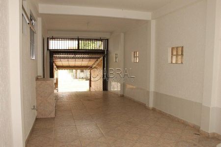 9_photo/94dce524f7.21b0f3a91dd3e2b0-ATLAS-3411509e-779f-4d15-b1b6-bf007f4e0cd6.jpg de casa à venda com 4 quartos, 190m² em Guabirotuba, Curitiba