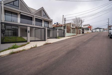 9_photo/94dce526bf.732b7fd8aaa5f07d-ATLAS-315402bd-ba45-4ed0-a976-fe09cc983473.jpg de casa para alugar com 3 quartos, 168m² em Guabirotuba, Curitiba