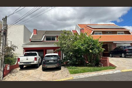 6_photo/94dce52713.9b858b56d7bd4684-ATLAS-2f7e5ea5-1a27-4e31-82c9-c88f4787d12d.jpg de casa de condomínio à venda com 3 quartos, 240m² em Uberaba, Curitiba