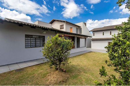 4_photo/94dce52775.c696d6dfecea6f1c-ATLAS-8fa3e814-dffe-46fa-bbc2-b9629862ffb4.jpg de casa à venda com 3 quartos, 248m² em Guabirotuba, Curitiba