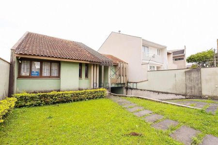 42_photo/94dce527a3.8280fc8df53f6233-ATLAS-8da86cb9-d1fd-42cf-bfee-4f2002a42177.jpg de casa à venda com 4 quartos, 320m² em Guabirotuba, Curitiba