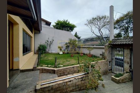 6_photo/94dce527b7.04a823dc9d4d949a-ATLAS-34e55905-34ee-4b47-8b89-d3ecaa3d6a32.jpg de casa à venda com 3 quartos, 332m² em Guabirotuba, Curitiba