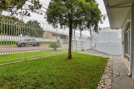 7_photo/94dce527d3.293c3d9b97b12f43-ATLAS-5b1a6fb9-40a2-48fd-9c7b-2bc411ac48a9.jpg de casa à venda com 3 quartos, 223m² em Guabirotuba, Curitiba