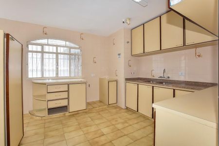 12_photo/94dce527d3.293c3d9b97b12f43-ATLAS-90f176db-7132-4756-a7ff-4340b1c9fcd8.jpg de casa à venda com 3 quartos, 223m² em Guabirotuba, Curitiba