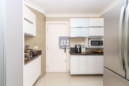 3_photo/94dce5280b.cc80a849dbb3670d-ATLAS-095604d8-6eec-46de-8db6-7f2f17cca6f5.jpg de casa à venda com 3 quartos, 274m² em Guabirotuba, Curitiba