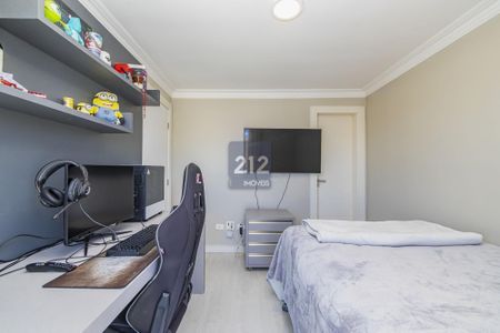 7_photo/94dce5280b.cc80a849dbb3670d-ATLAS-2025e9ec-3599-4fd1-89f3-b7f74b22da32.jpg de casa à venda com 3 quartos, 274m² em Guabirotuba, Curitiba