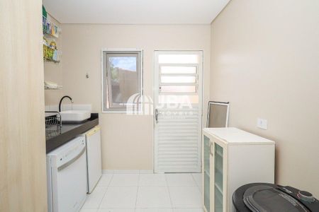 18_photo/94dce52821.18e6ac91b37a8e88-ATLAS-9a278720-8520-4a35-ae58-be9ef865a6a6.jpg de casa à venda com 0 quarto, 233m² em Guabirotuba, Curitiba