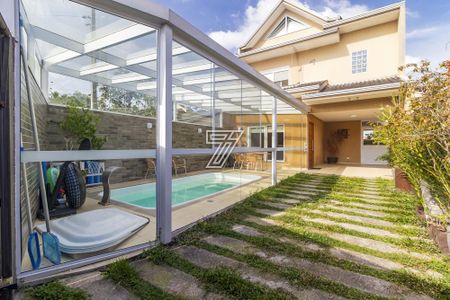 3_photo/94dce52821.9bc2db0f70a88bec-ATLAS-3fe9b0b9-ab28-41b3-b416-a13bea7ca08f.jpg de casa à venda com 3 quartos, 232m² em Guabirotuba, Curitiba