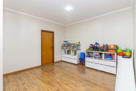 39_photo/94dce52821.9bc2db0f70a88bec-ATLAS-93900dff-b305-4153-bd50-5ca6a49519d2.jpg de casa à venda com 3 quartos, 232m² em Guabirotuba, Curitiba