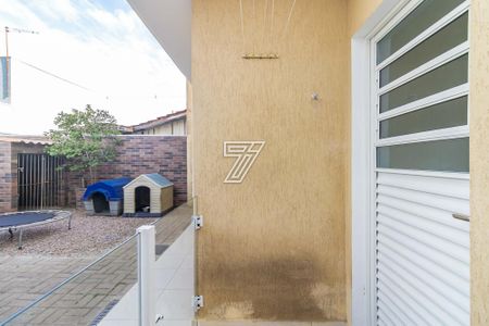 33_photo/94dce52821.9bc2db0f70a88bec-ATLAS-b132a1aa-26f5-46b1-bd23-7f309ca15e6c.jpg de casa à venda com 3 quartos, 232m² em Guabirotuba, Curitiba