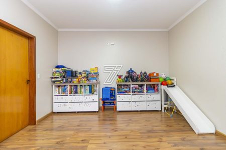 44_photo/94dce52821.9bc2db0f70a88bec-ATLAS-bd27354e-41fa-498e-a206-7fdfb655f935.jpg de casa à venda com 3 quartos, 232m² em Guabirotuba, Curitiba