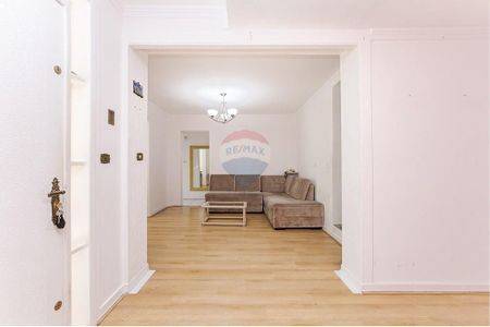2_photo/94dce5283b.62e8321271ffcb76-ATLAS-1032bc01-9fbf-4c43-bb99-13cea0bac0fb.jpg de casa à venda com 5 quartos, 286m² em Guabirotuba, Curitiba