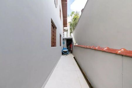 14_photo/94dce52855.f2ed236aecaa8a04-ATLAS-4e87b81c-fe5f-4ac9-991f-30790fa9b953.jpg de casa à venda com 4 quartos, 300m² em Guabirotuba, Curitiba