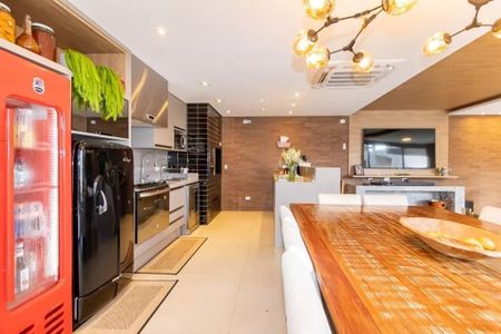 19_photo/94dce52855.f2ed236aecaa8a04-ATLAS-ad8d3bab-c006-424f-af10-7df2964fdbe2.jpg de casa à venda com 4 quartos, 300m² em Guabirotuba, Curitiba