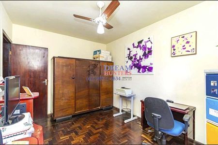 23_photo/94dce5288d.c1dc00249eefaead-ATLAS-7c32f0cc-7d41-46b3-b139-9894276ca418.jpg de casa à venda com 4 quartos, 200m² em Guabirotuba, Curitiba