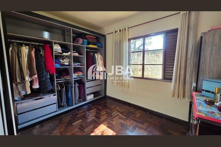 12_photo/94dce5288d.c1dc00249eefaead-ATLAS-b5cf2311-5256-4a5f-830c-a44bd082c4e1.jpg de casa à venda com 4 quartos, 179m² em Guabirotuba, Curitiba