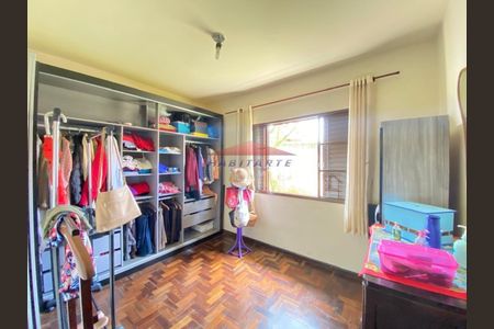 11_photo/94dce5288d.c1dc00249eefaead-ATLAS-cd473df8-1835-48a3-b0ed-d8a9df8261d0.jpg de casa à venda com 4 quartos, 173m² em Guabirotuba, Curitiba