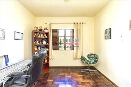 16_photo/94dce5288d.c1dc00249eefaead-ATLAS-d220b064-a7c2-42e4-bd42-524e254078fc.jpg de casa à venda com 4 quartos, 200m² em Guabirotuba, Curitiba