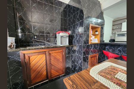 6_photo/94dce52963.71d57c28792d37c8-ATLAS-01f80de6-6489-4cfd-abb7-7b167fb52b82.jpg de casa à venda com 3 quartos, 105m² em Guabirotuba, Curitiba