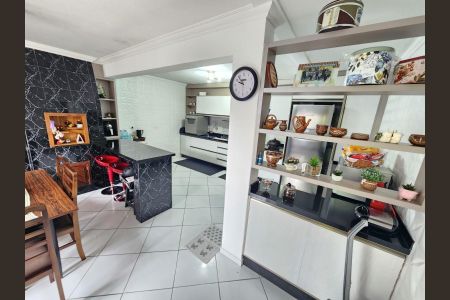 6_photo/94dce52963.71d57c28792d37c8-ATLAS-2b8df605-c9e5-48a8-9593-398ddedd7ae8.jpg de casa à venda com 3 quartos, 105m² em Guabirotuba, Curitiba