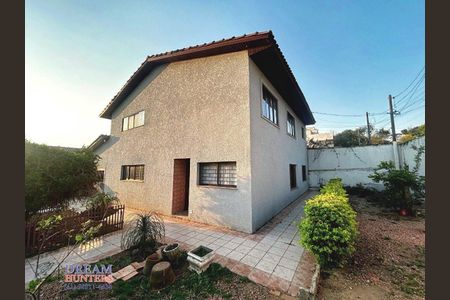 9_photo/94dce529c5.411a6e7ba2cd6698-ATLAS-d84dda3b-ecb5-4560-ae78-d593213d8a83.jpg de casa à venda com 3 quartos, 267m² em Guabirotuba, Curitiba
