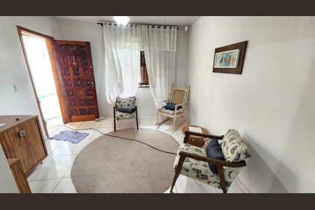 5_photo/94dce529c9.8d9d2e8c4e07ca84-ATLAS-b8f6c811-d65a-4e29-b12a-7ca7a6ffc9b1.jpg de casa à venda com 3 quartos, 130m² em Guabirotuba, Curitiba