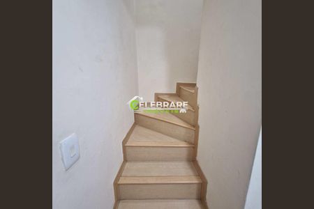 4_photo/94dce52adb.df2406aa61ba3211-ATLAS-1309f270-2af7-4e3d-90c4-a00310f1ede8.jpg de casa à venda com 3 quartos, 121m² em Hauer, Curitiba