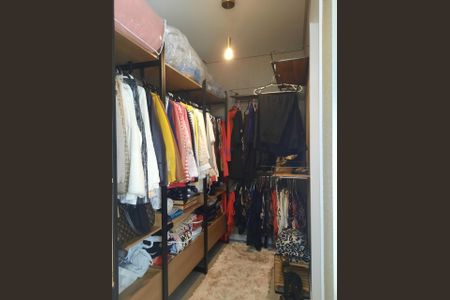 15_photo/94dce52b5d.e3da74daae84817a-ATLAS-175f7256-5018-46b0-8f0f-78f710e76276.jpg de casa à venda com 3 quartos, 50m² em Uberaba, Curitiba