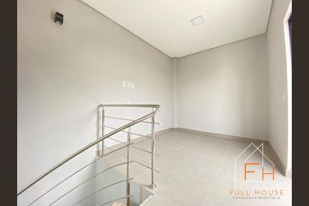 4_photo/94dce52c11.760d7ecec936a2b8-ATLAS-2510f555-e020-41f3-9c87-3a81a76e5b06.jpg de casa à venda com 3 quartos, 142m² em Uberaba, Curitiba