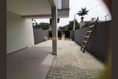 9_photo/94dce52c11.760d7ecec936a2b8-ATLAS-2637fa5b-fcea-4e2d-ac6a-348a3aff9801.jpg de casa à venda com 3 quartos, 142m² em Uberaba, Curitiba