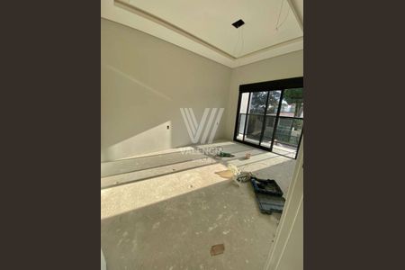 12_photo/94dce52c11.760d7ecec936a2b8-ATLAS-c13e198c-cedb-45ca-848e-0404d5f4824b.jpg de casa à venda com 3 quartos, 143m² em Uberaba, Curitiba