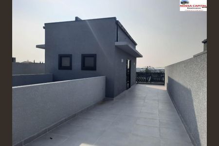 4_photo/94dce52c1b.1bb529b01f5e602e-ATLAS-19e48b8b-a878-4c33-916e-36b2a54ca332.jpg de casa à venda com 3 quartos, 120m² em Uberaba, Curitiba