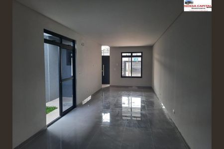 7_photo/94dce52c1b.1bb529b01f5e602e-ATLAS-9510e586-5551-4e6e-939f-6b8c4b691e8e.jpg de casa à venda com 3 quartos, 120m² em Uberaba, Curitiba