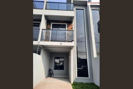 3_photo/94dce52c1b.1bb529b01f5e602e-ATLAS-bfd522b7-41bd-4960-aee3-b09d2ab398df.jpg de casa à venda com 3 quartos, 120m² em Uberaba, Curitiba