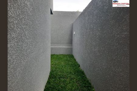 5_photo/94dce52c1b.1bb529b01f5e602e-ATLAS-e7873eff-3633-43e0-a148-daa09fd7dc23.jpg de casa à venda com 3 quartos, 120m² em Uberaba, Curitiba