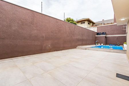 37_photo/94dce52c47.5955ad7459482dc1-ATLAS-09b8b1b4-1333-46eb-868b-d3820e3aebc8.jpg de casa à venda com 5 quartos, 315m² em Uberaba, Curitiba