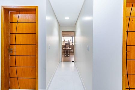 48_photo/94dce52c47.5955ad7459482dc1-ATLAS-d7f57fbd-4212-4e55-bf9c-e132205a3125.jpg de casa à venda com 5 quartos, 315m² em Uberaba, Curitiba