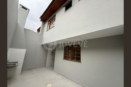 3_photo/94dce52c69.69b5b8cc2bb5817d-ATLAS-1a7e2e73-7388-4bc8-bb2d-eae9589c1642.jpg de casa à venda com 4 quartos, 165m² em Uberaba, Curitiba