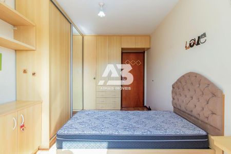 38_photo/94dce52d09.1aa5b8f538f3adaf-ATLAS-7b7b0791-5db3-480a-ad7d-fa024e6cc250.jpg de casa à venda com 4 quartos, 122m² em Uberaba, Curitiba